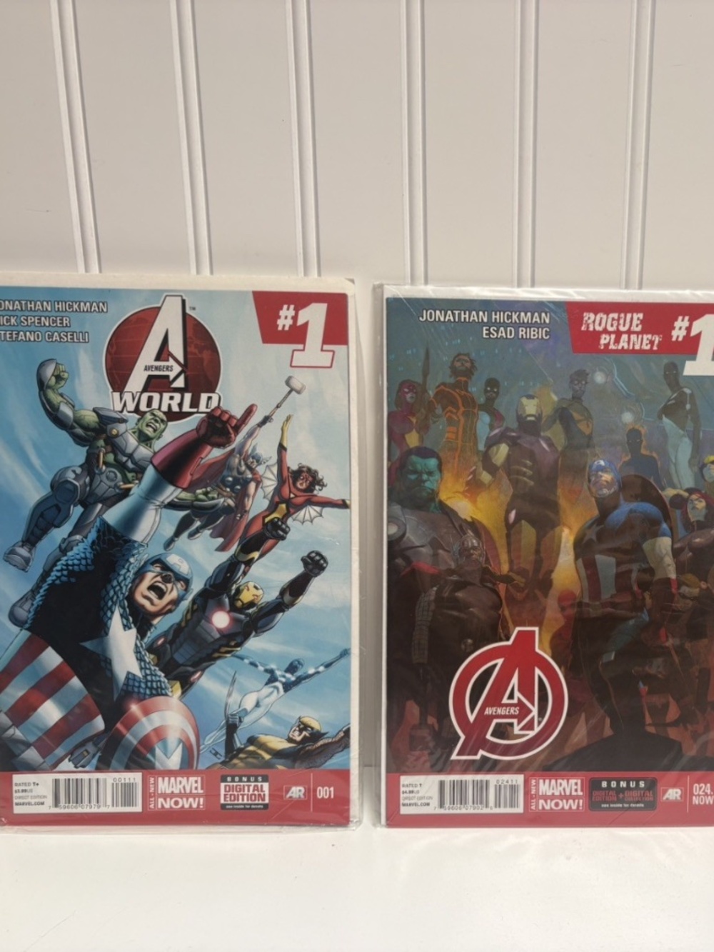 Avengers World Marvel Comic Books Lot Of 3 2014